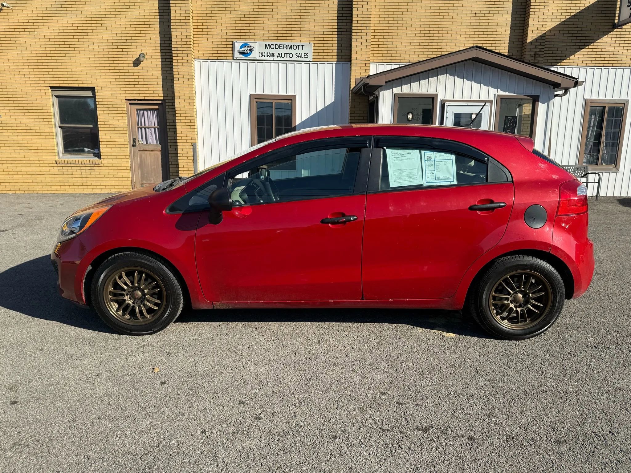 Used 2013 Kia Rio LX w/ PWR Pkg image 2