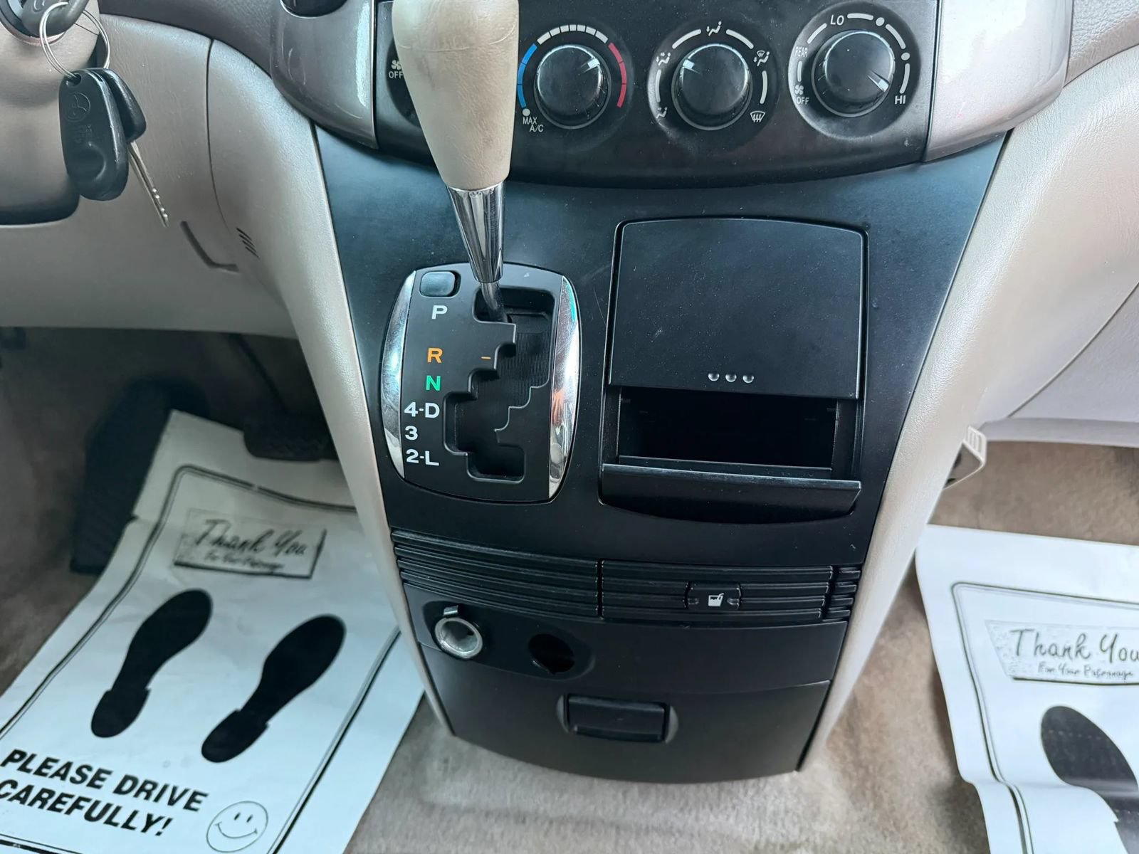 Used 2007 Toyota Sienna CE FWD image 25