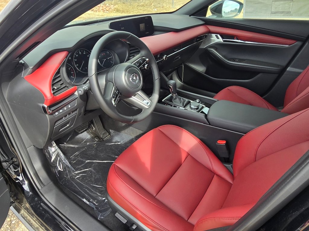 New 2026 MAZDA MAZDA3 Hatchback w/ Appearance Package image 24