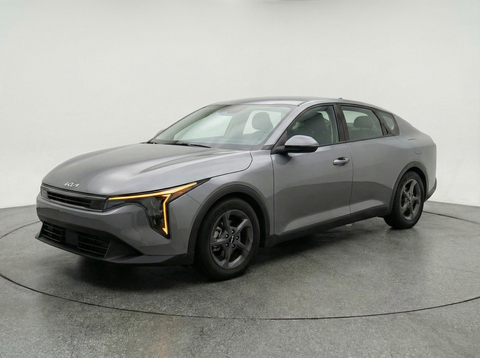 Used 2025 Kia K4 LXS FWD image 3