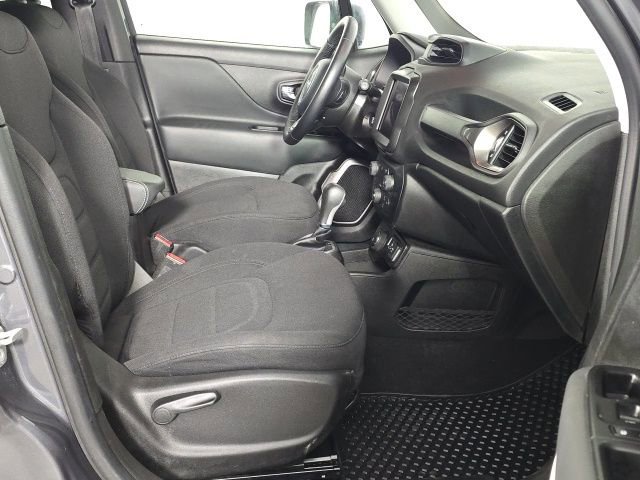 Used 2022 Jeep Renegade Latitude w/ Convenience Group image 30