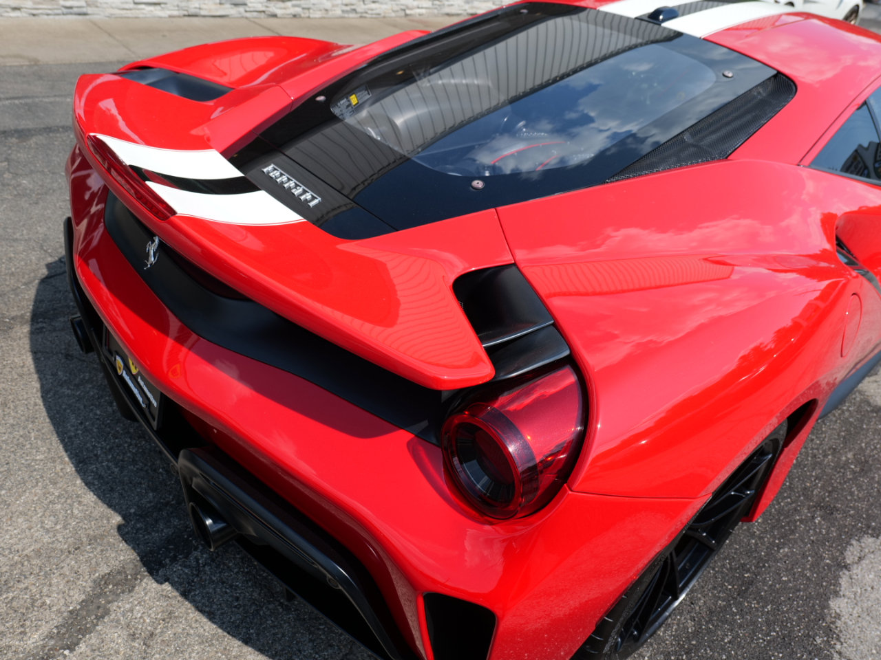 Used 2020 Ferrari 488 Pista Coupe image 90