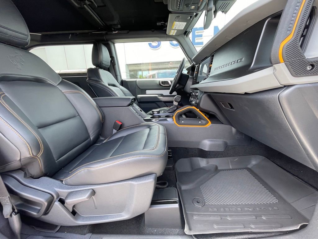 New 2023 Ford Bronco Badlands image 22
