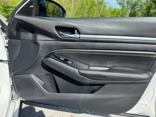 Used 2023 Nissan Altima 2.0 SR FWD image 18