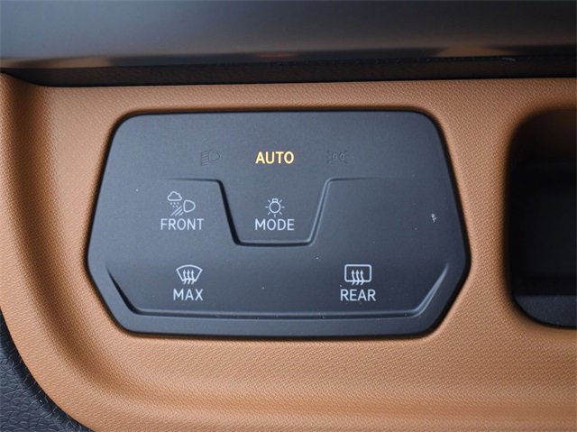 New 2025 Volkswagen ID. Buzz Pro S image 16