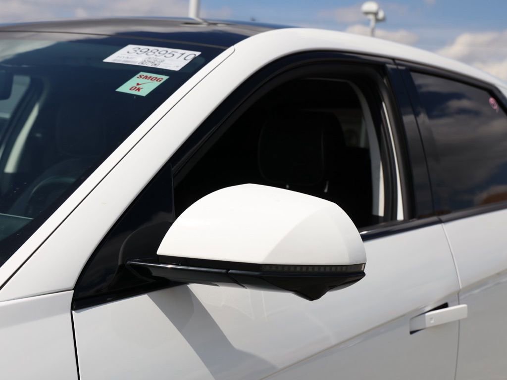 Used 2024 Hyundai Ioniq 5 Limited image 12