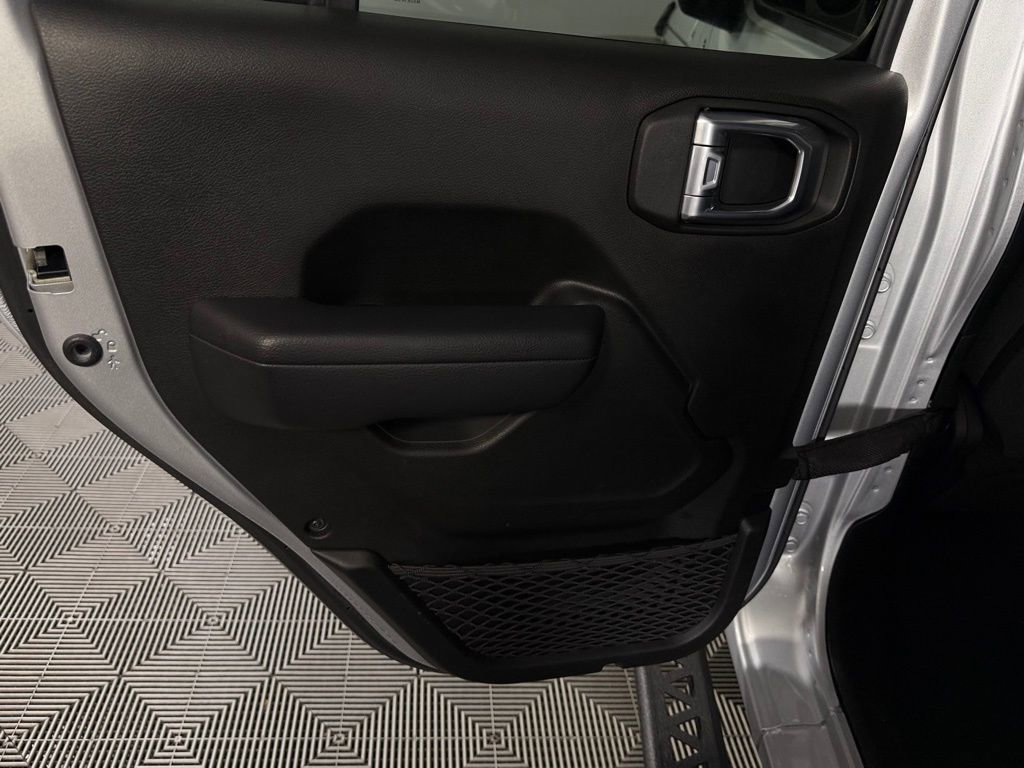 Used 2024 Jeep Wrangler Sport S image 23