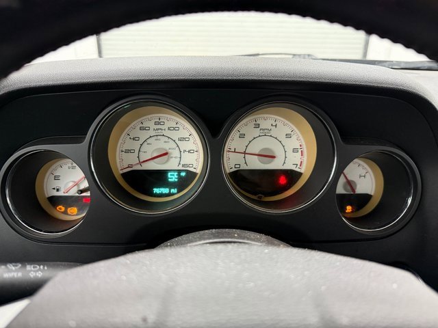 Used 2013 Dodge Challenger R/T image 15