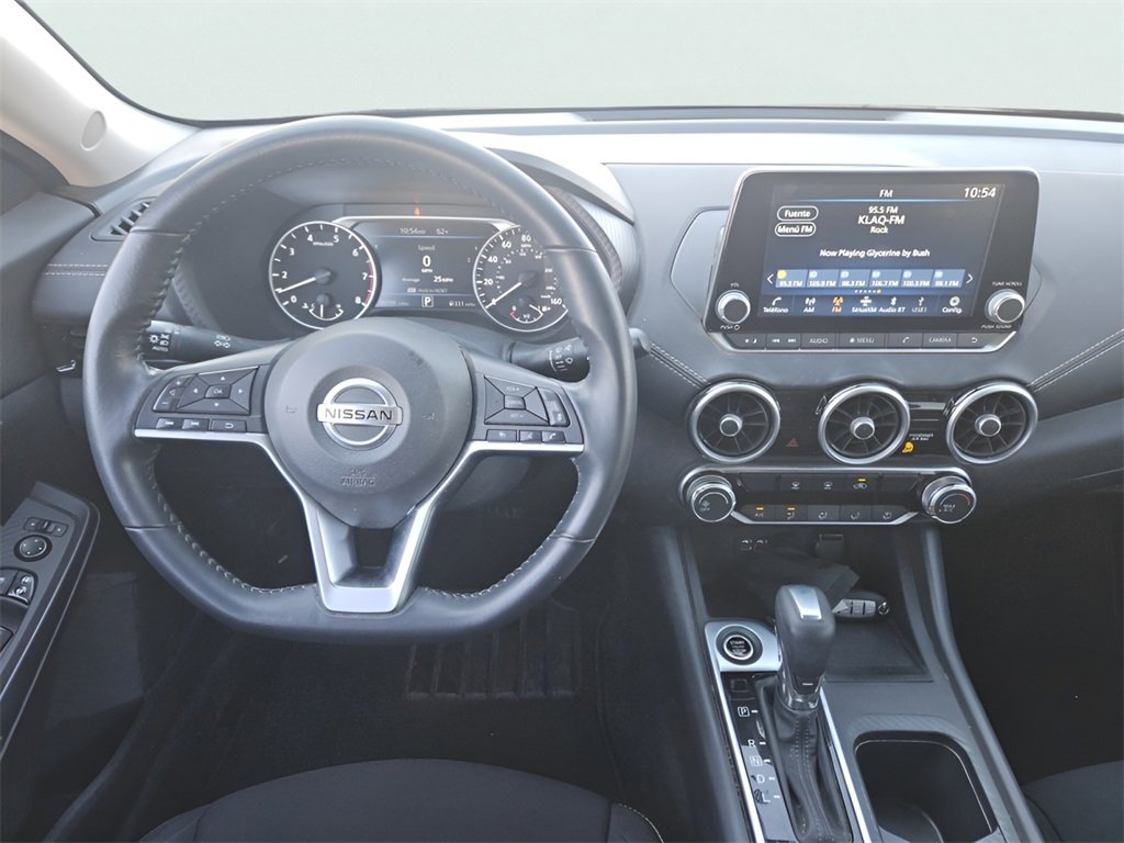 Used 2022 Nissan Sentra SV image 17