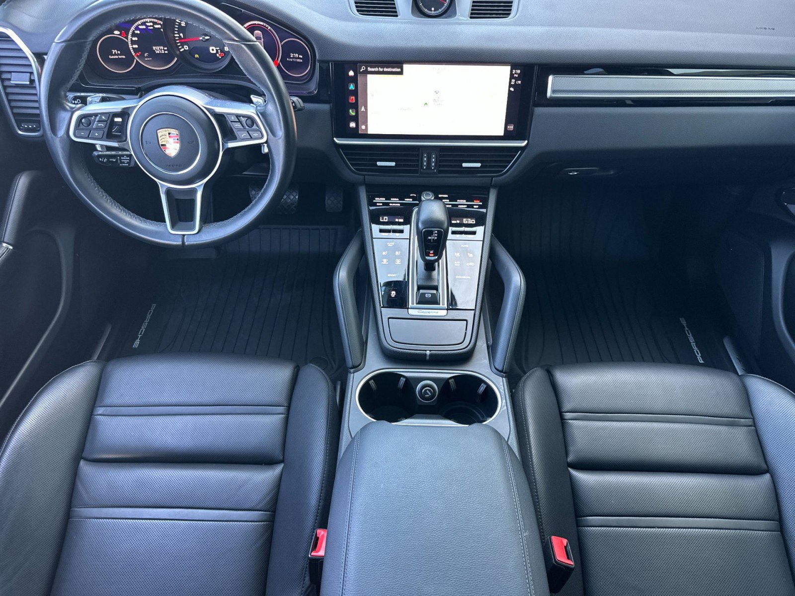 Used 2023 Porsche Cayenne Platinum Edition image 6