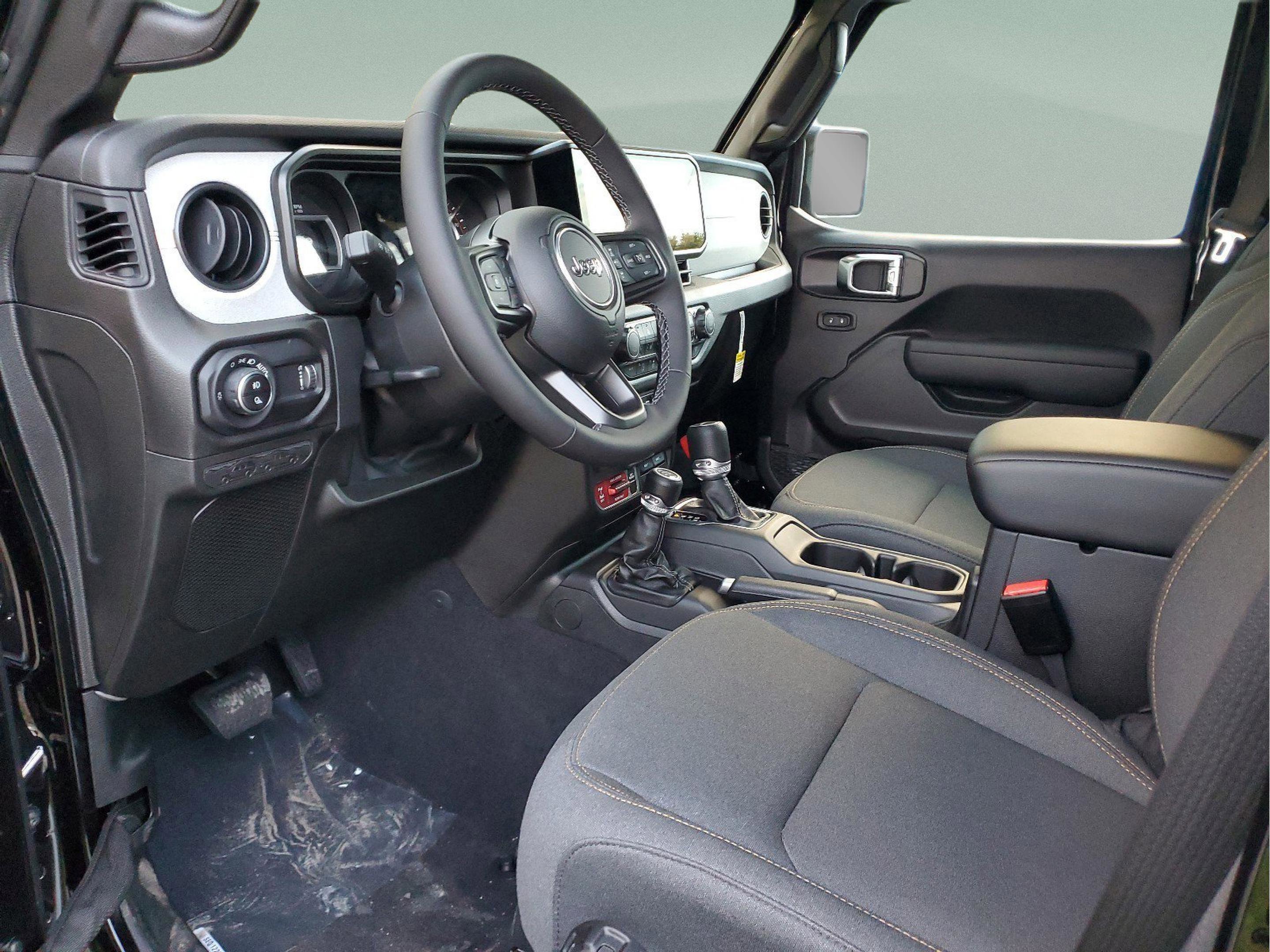 New 2025 Jeep Gladiator Willys image 23