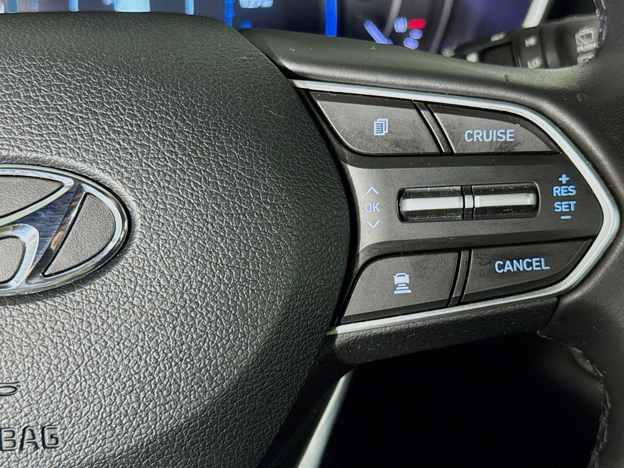 Used 2020 Hyundai Santa Fe SEL FWD image 14