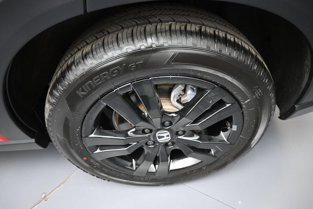 Certified 2026 Honda HR-V Sport image 15
