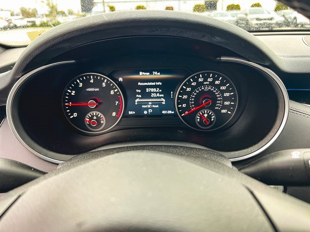 Used 2022 Kia Stinger GT2 image 16