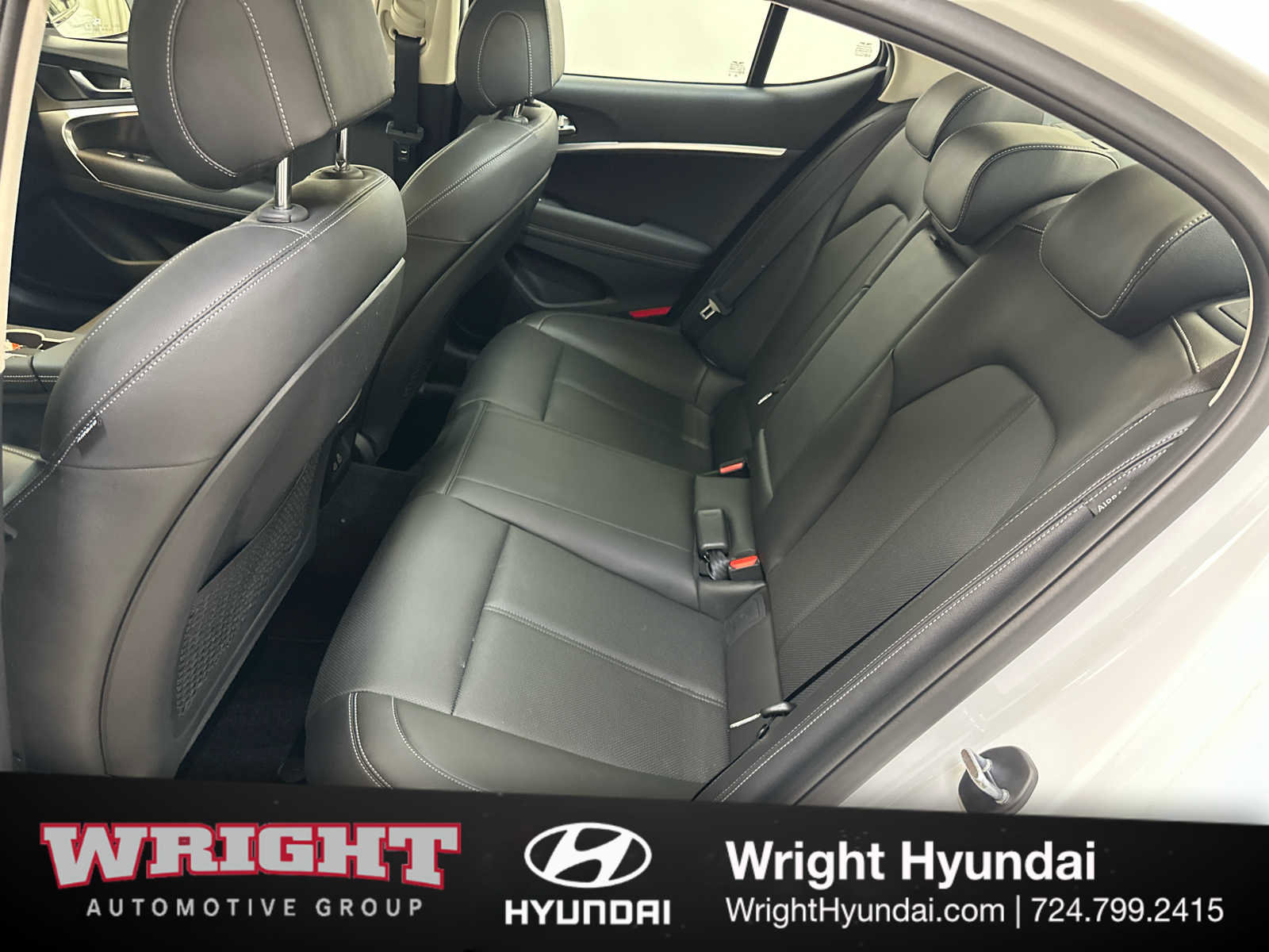 Certified 2025 Genesis G70 2.5T image 13