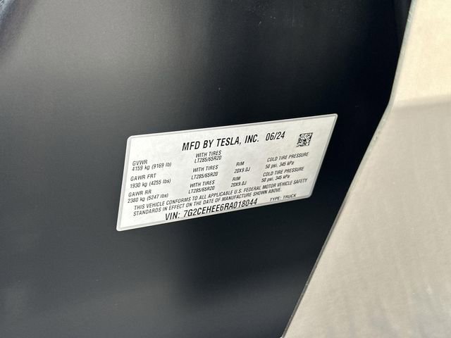 Used 2024 Tesla Cybertruck Cyberbeast AWD/4WD image 31