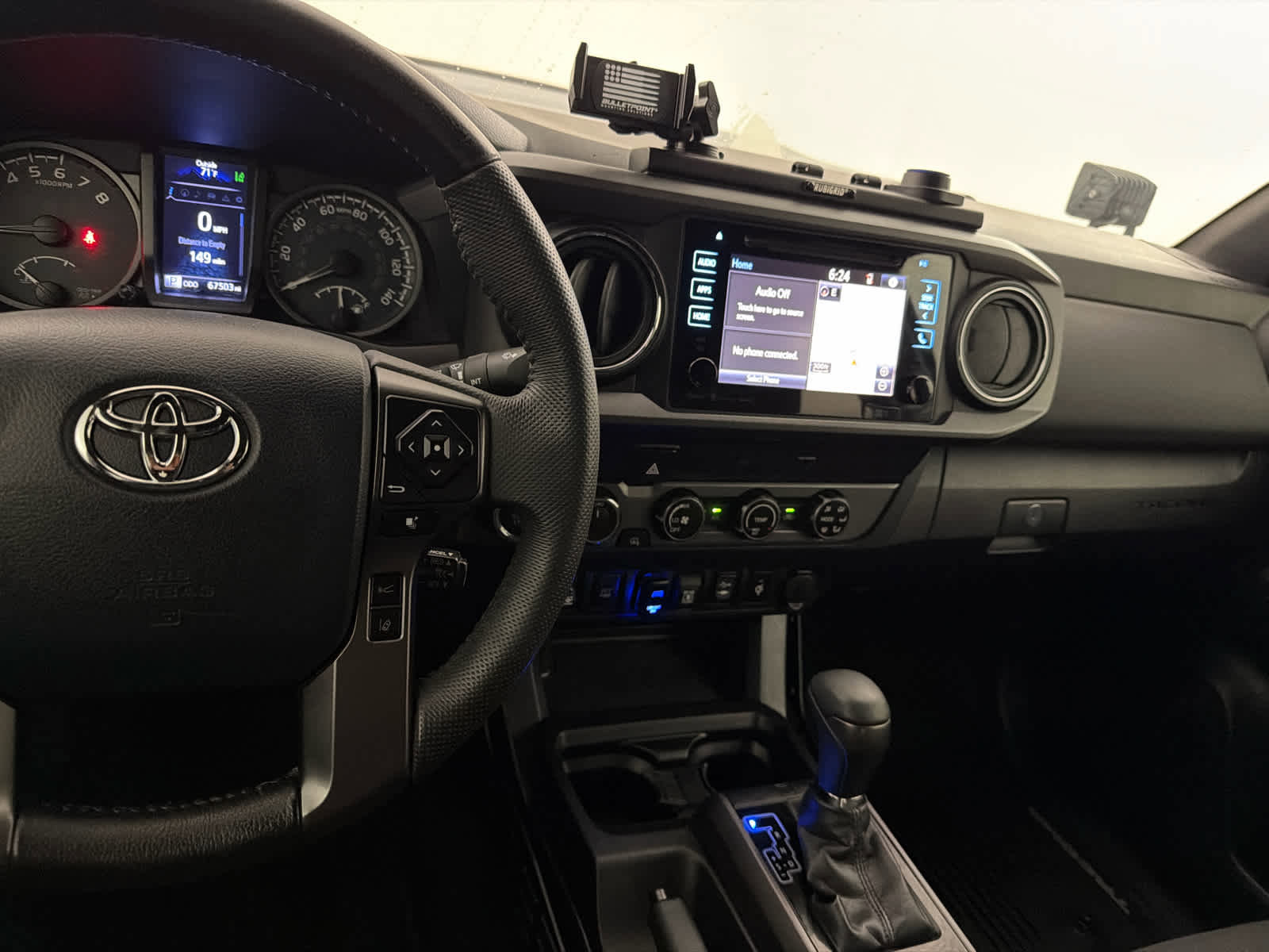 Used 2019 Toyota Tacoma TRD Sport image 18