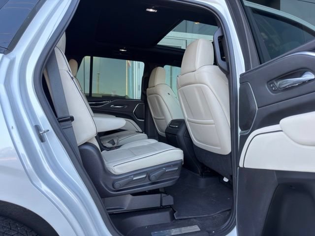 Used 2021 Cadillac Escalade Sport AWD/4WD image 8