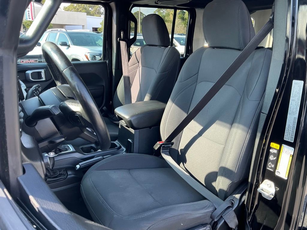 Used 2022 Jeep Wrangler Unlimited Sport image 29