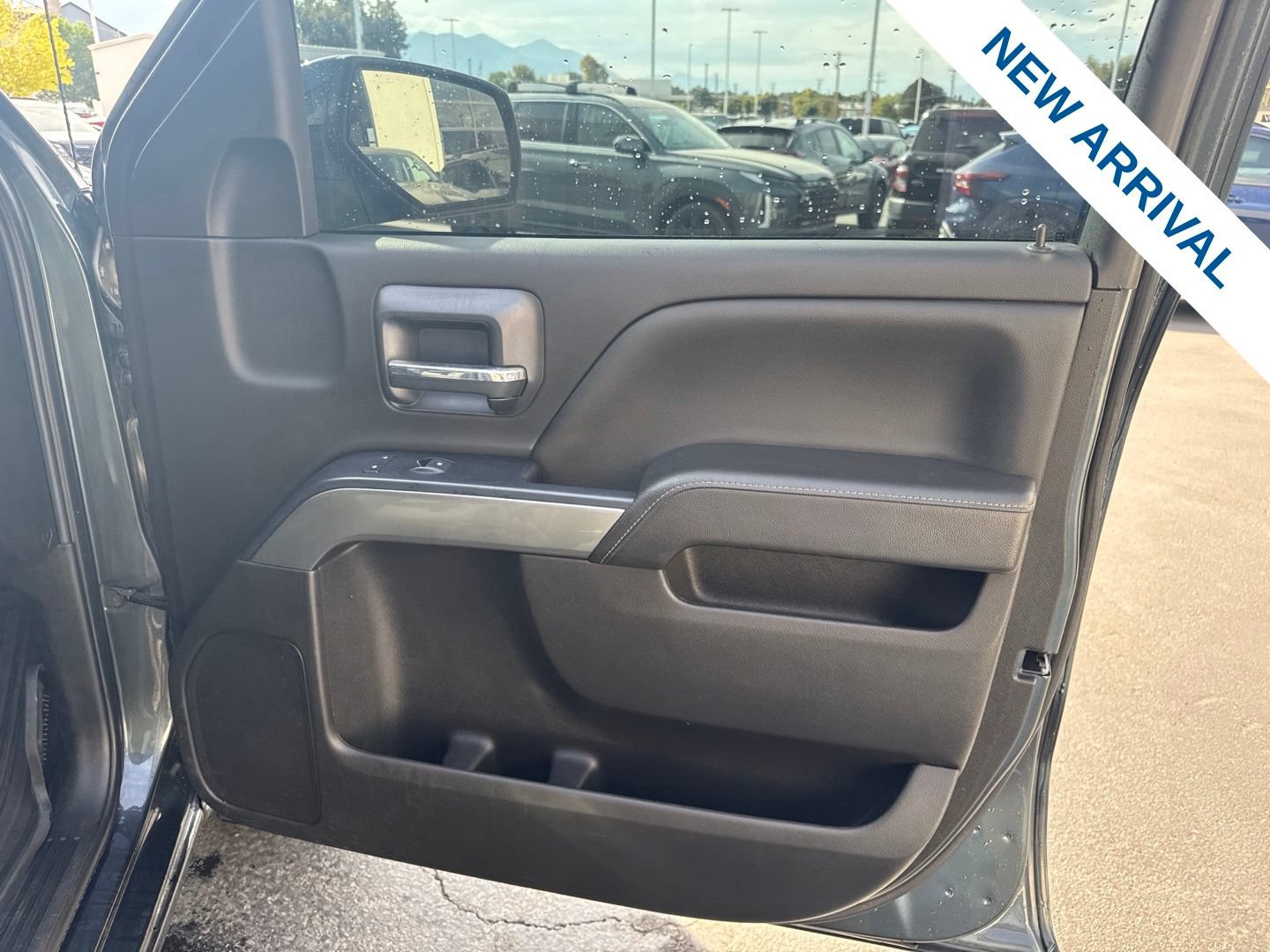 Used 2019 Chevrolet Silverado 1500 LT AWD/4WD image 10