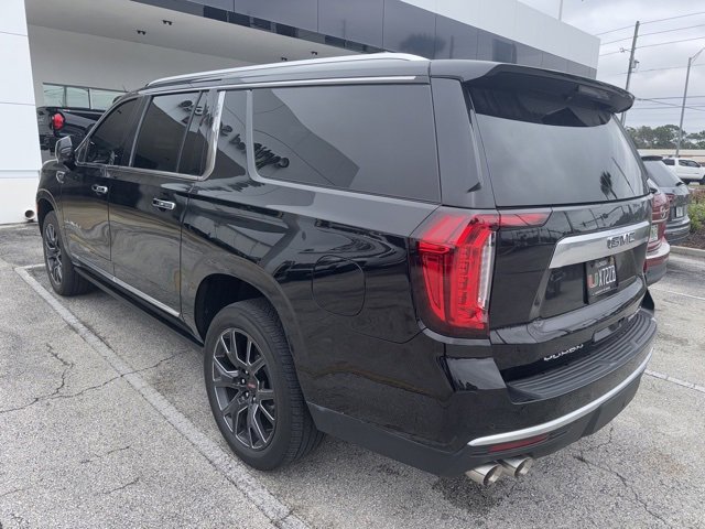 Used 2023 GMC Yukon XL Denali image 8