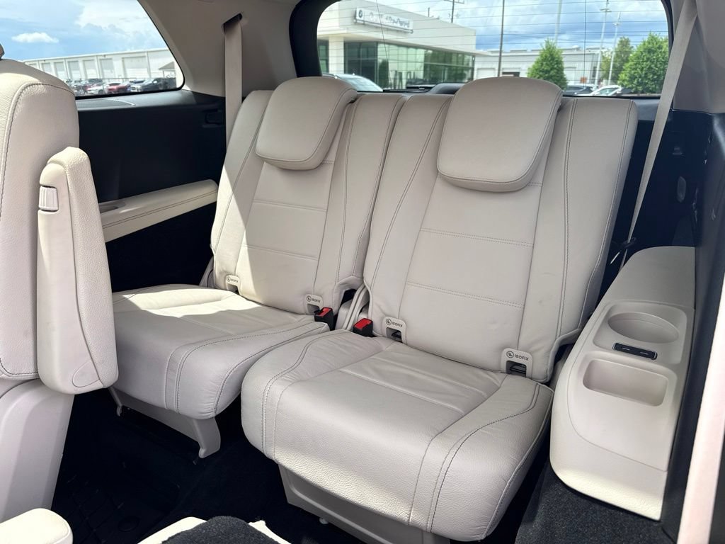 Used 2024 Mercedes-Benz GLS 580 4MATIC image 28