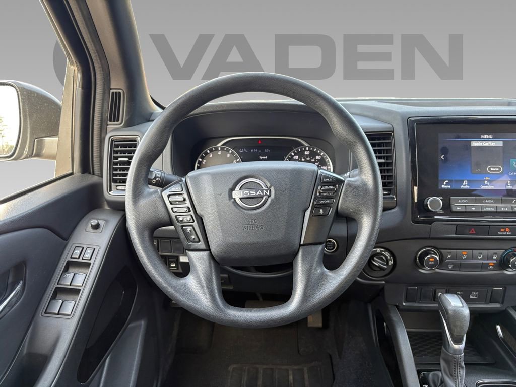 Used 2023 Nissan Frontier SV w/ Midnight Edition Package image 13