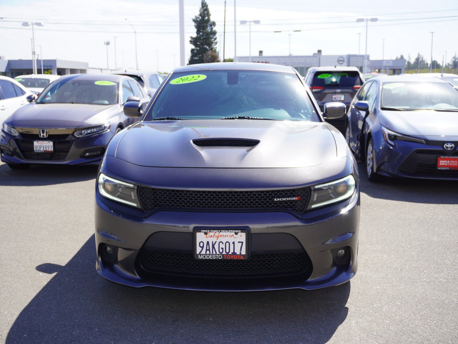 Used 2022 Dodge Charger R/T RWD image 4