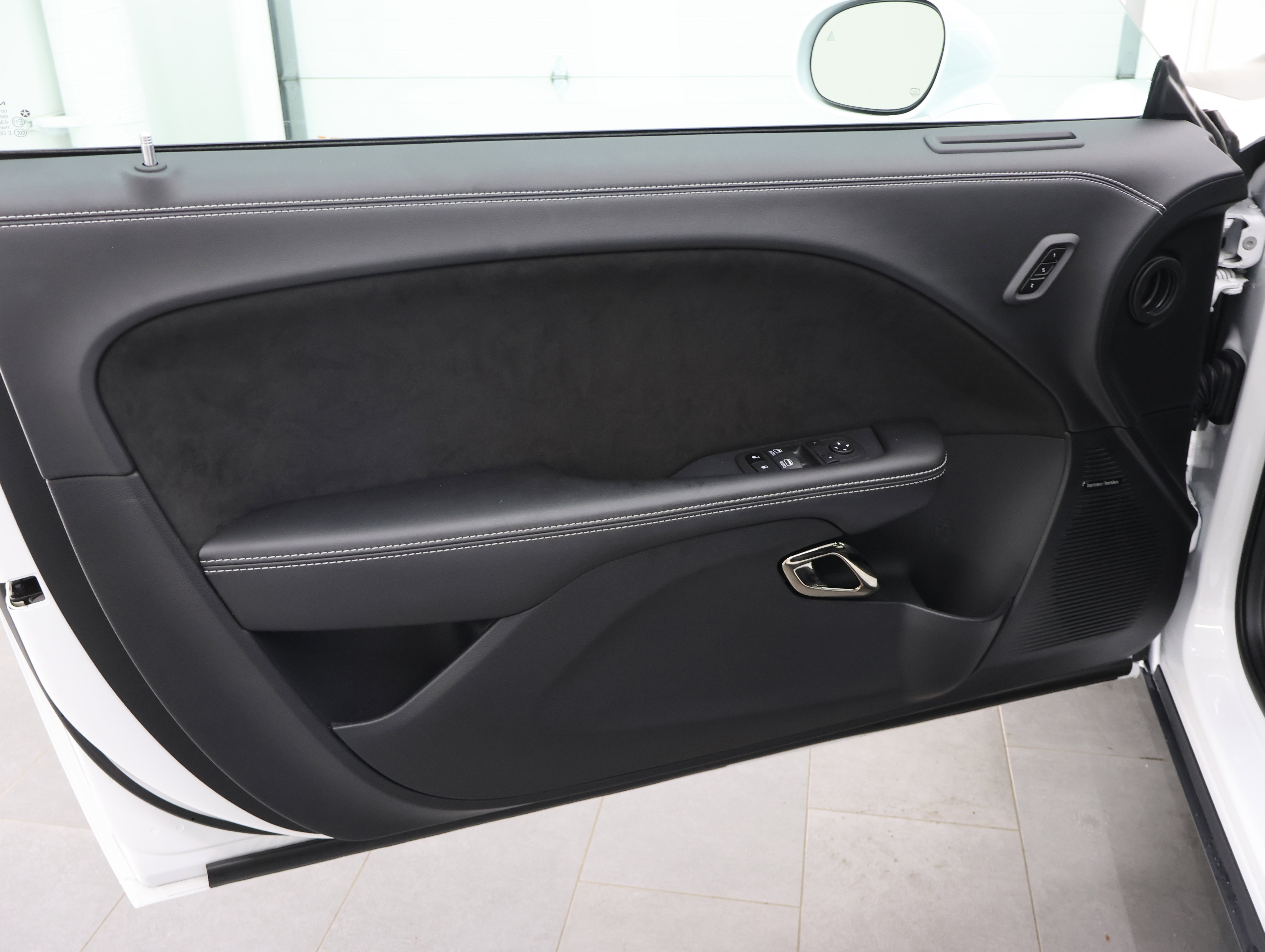 Used 2023 Dodge Challenger SRT Hellcat image 36