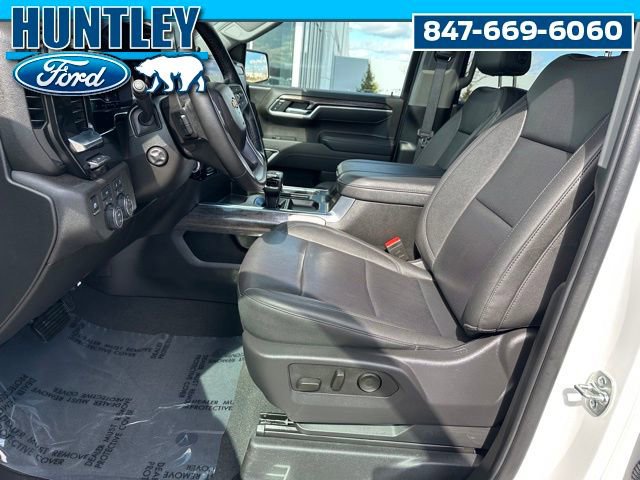 Used 2025 Chevrolet Silverado 1500 LTZ w/ Technology Package image 17