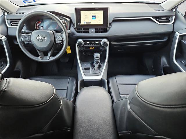 Used 2024 Toyota RAV4 LE image 17