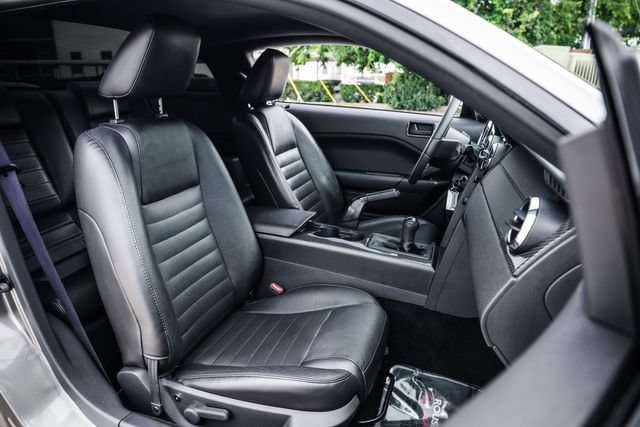 Used 2005 Ford Mustang GT Premium RWD image 67