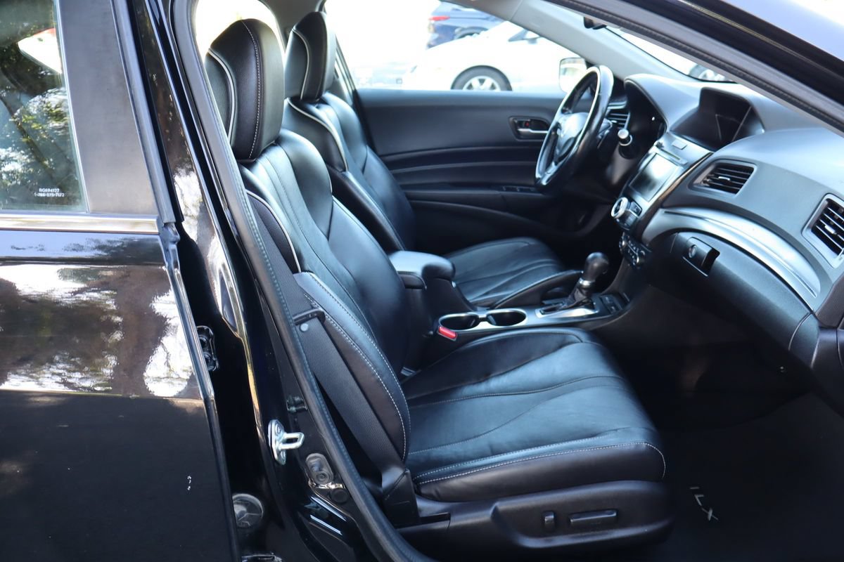Used 2020 Acura ILX w/ Premium Package FWD image 22