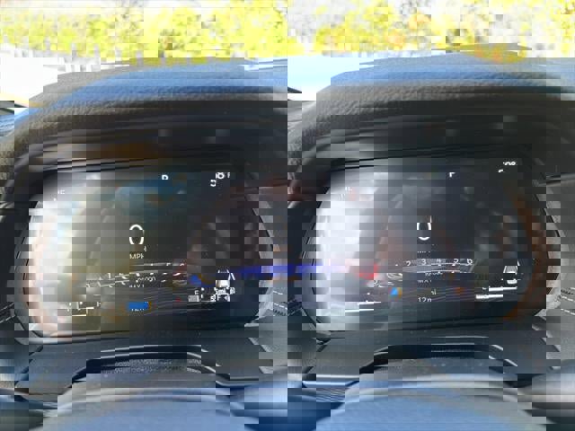 New 2025 Jeep Grand Cherokee Altitude image 32