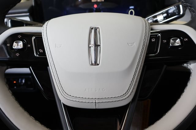 New 2026 Lincoln Aviator Reserve AWD/4WD image 25