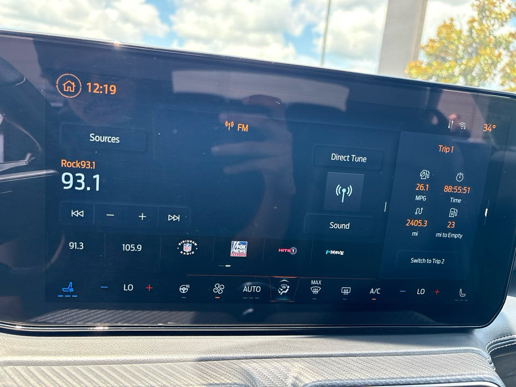 Used 2025 Ford Mustang Premium RWD image 18