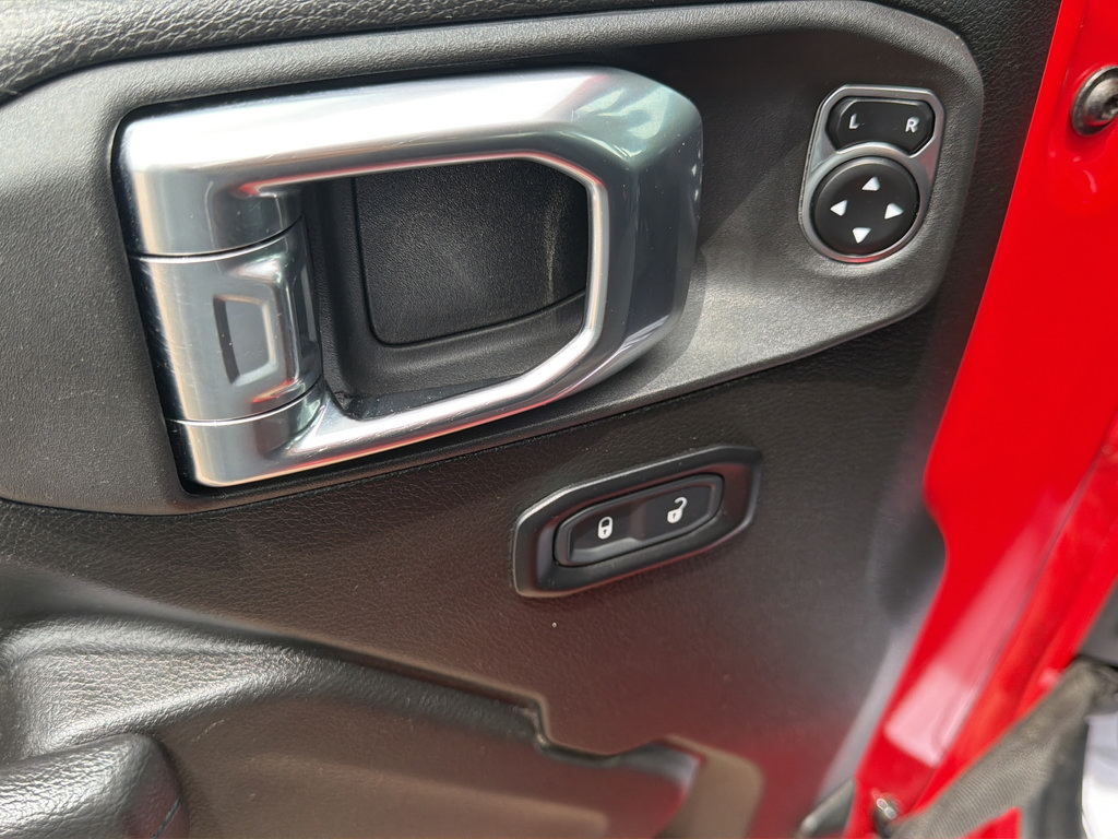 Used 2026 Jeep Wrangler Unlimited Rubicon AWD/4WD image 20