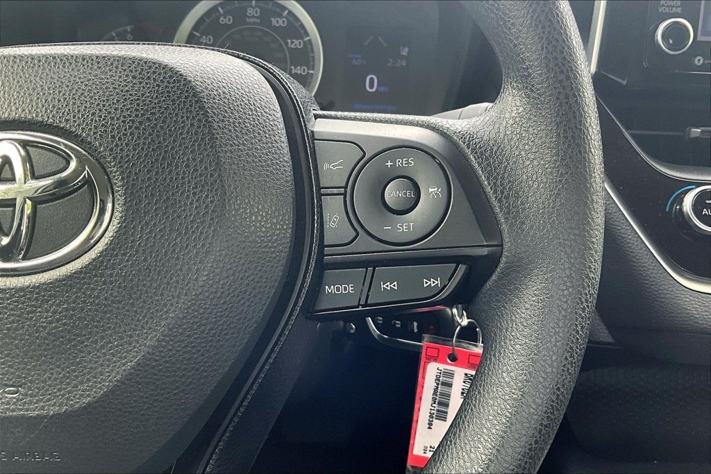 Used 2021 Toyota Corolla LE w/ Carpet Mat Package (TMS) FWD image 24