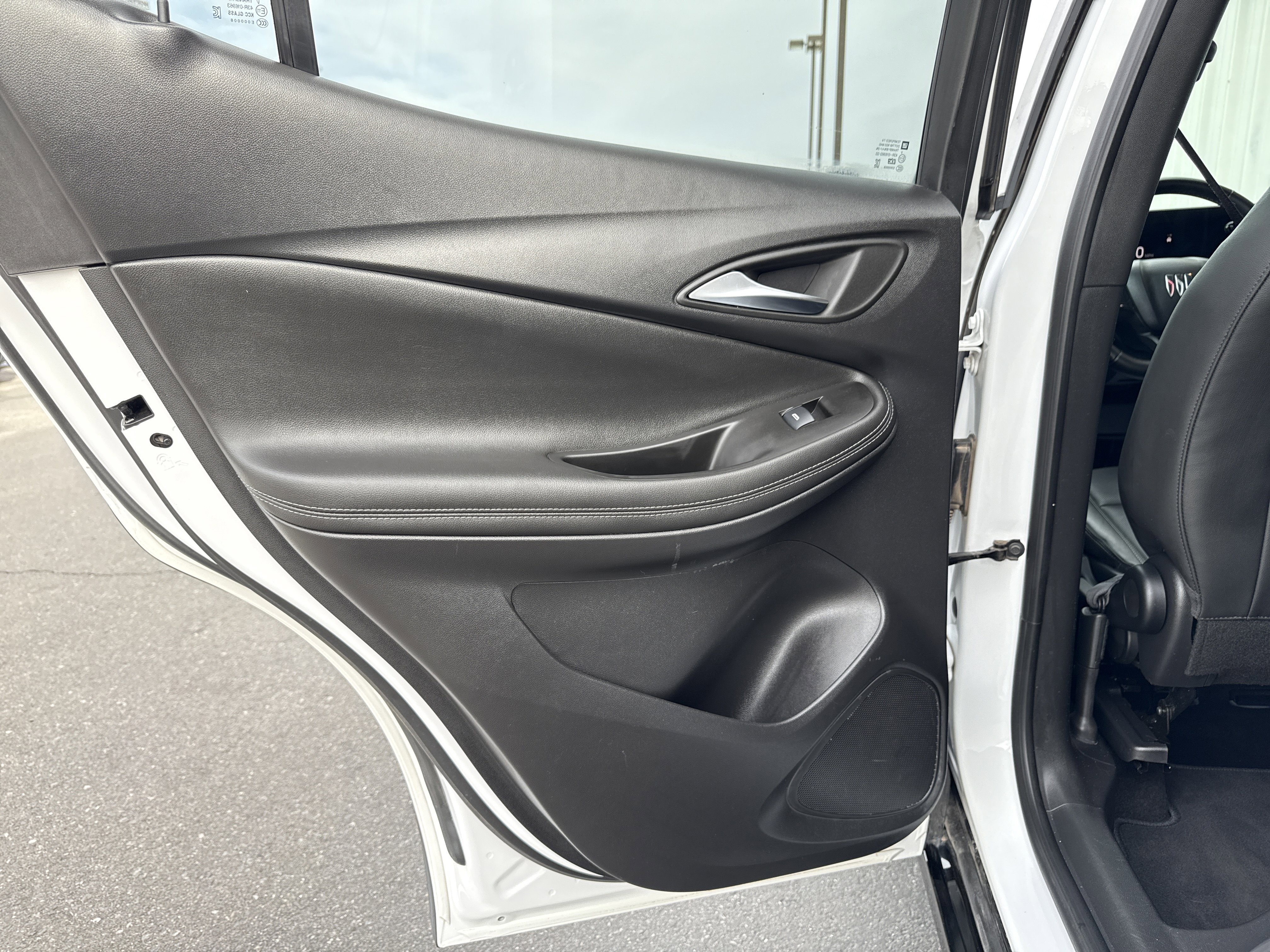 Used 2024 Buick Encore GX Sport Touring image 28