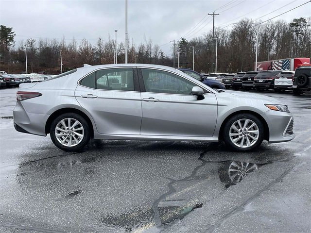 Used 2023 Toyota Camry LE image 6
