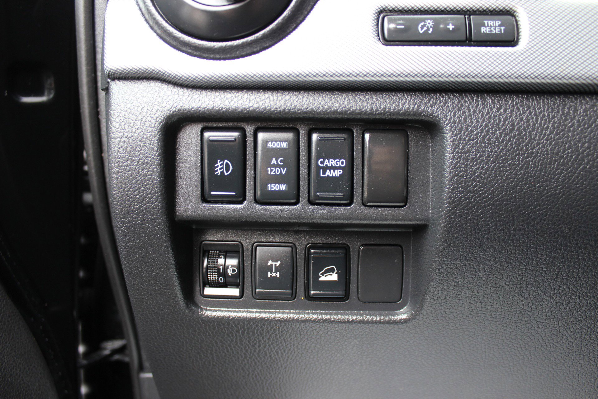 Used 2019 Nissan Titan PRO-4X w/ Pro-4x Utility Package image 22