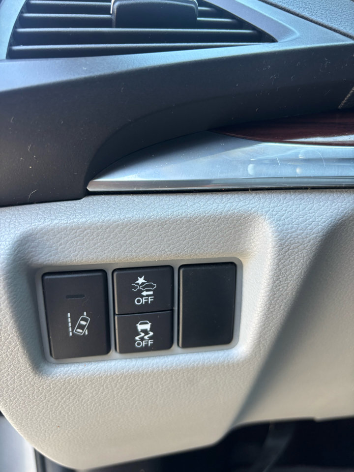 Used 2016 Acura MDX SH-AWD w/ Technology Package image 6