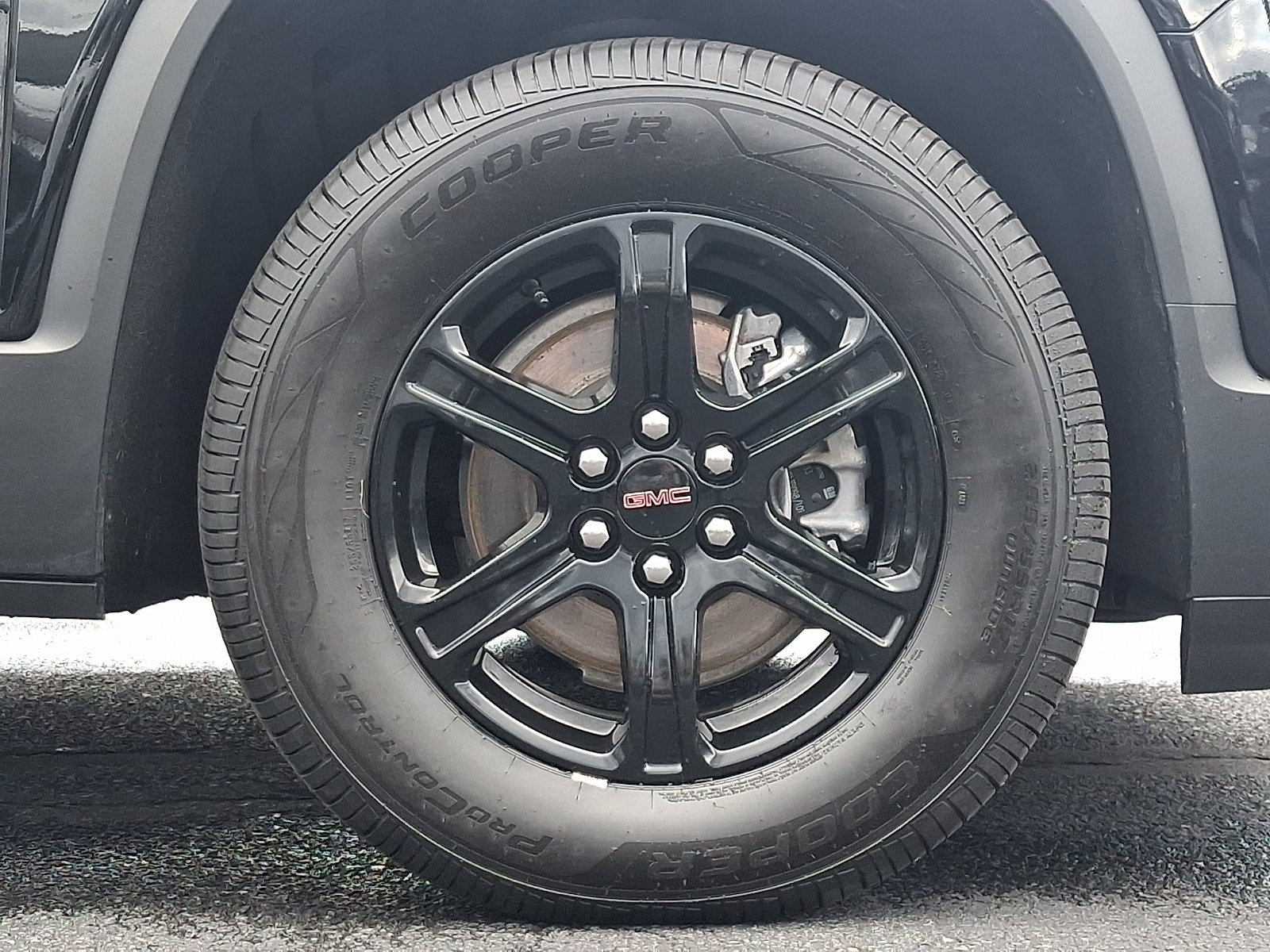 Used 2021 GMC Acadia AT4 w/ Trailering Package AWD/4WD image 8