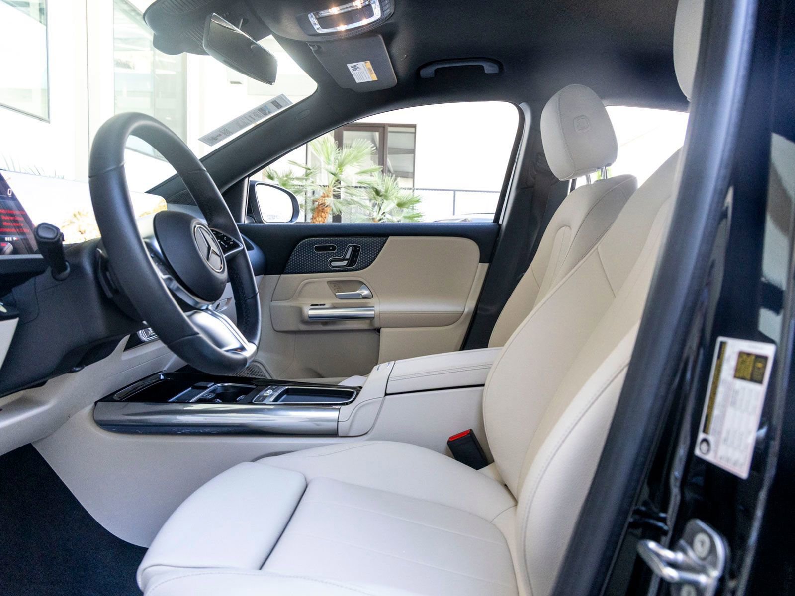 Used 2026 Mercedes-Benz GLA 250 image 14