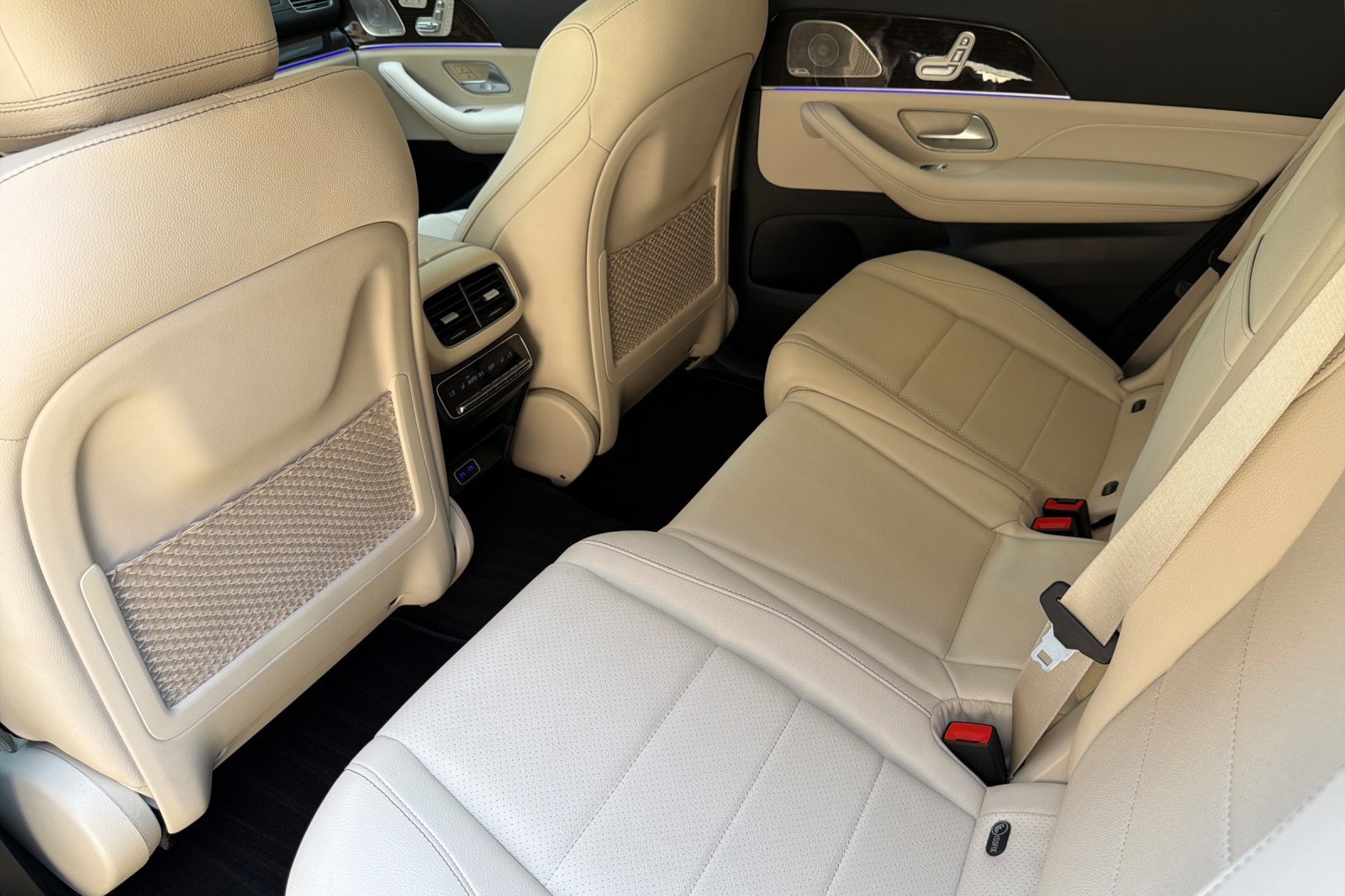 Used 2026 Mercedes-Benz GLS 450 4MATIC image 11