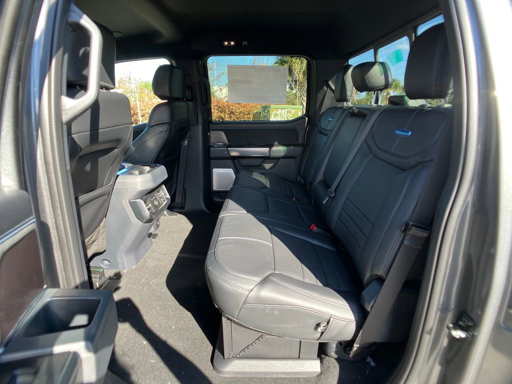 New 2026 Ford F350 Platinum image 32