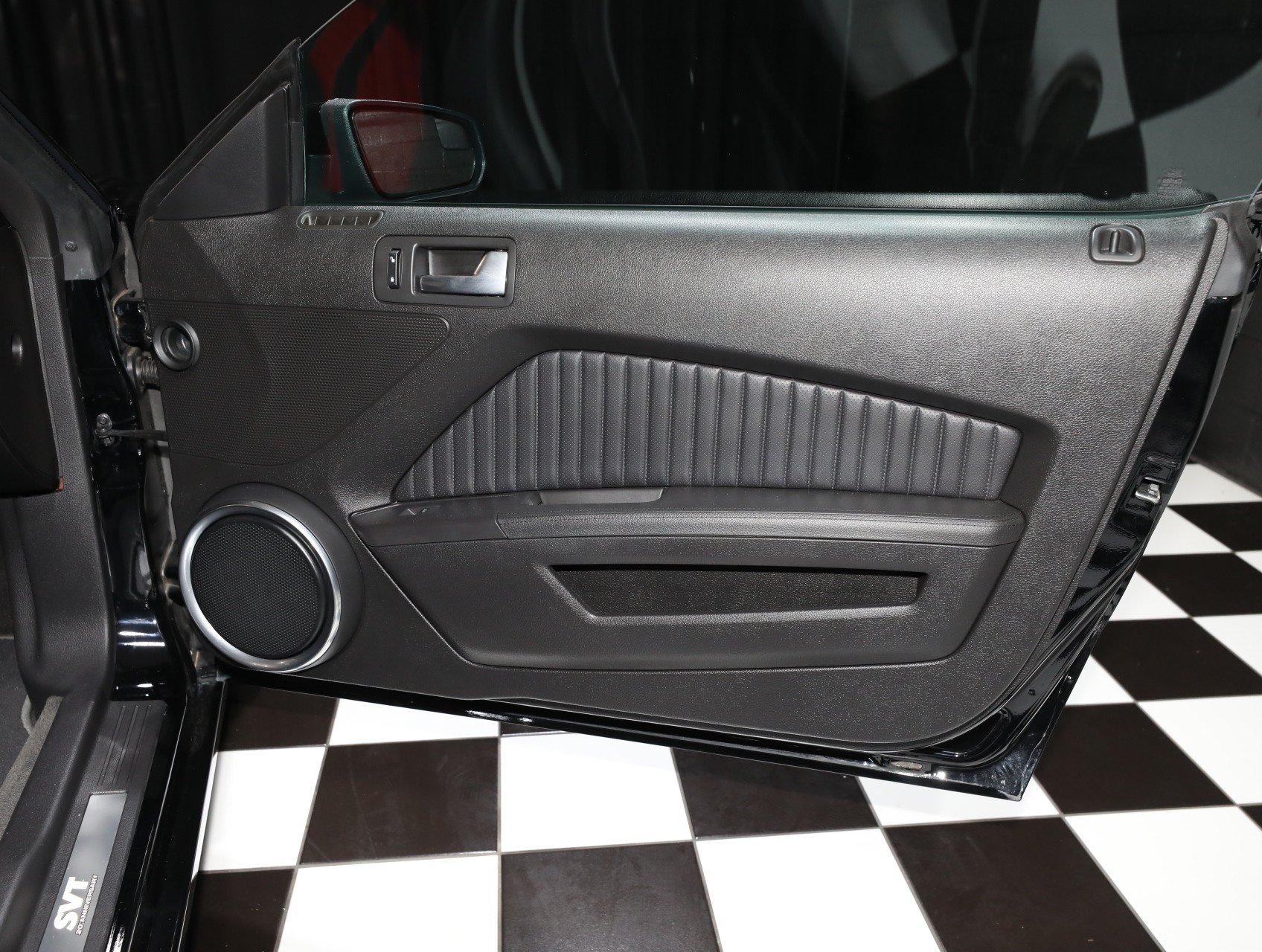 Used 2013 Ford Mustang Shelby GT500 RWD image 39