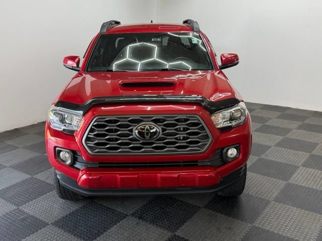 Used 2022 Toyota Tacoma TRD Sport AWD/4WD image 5