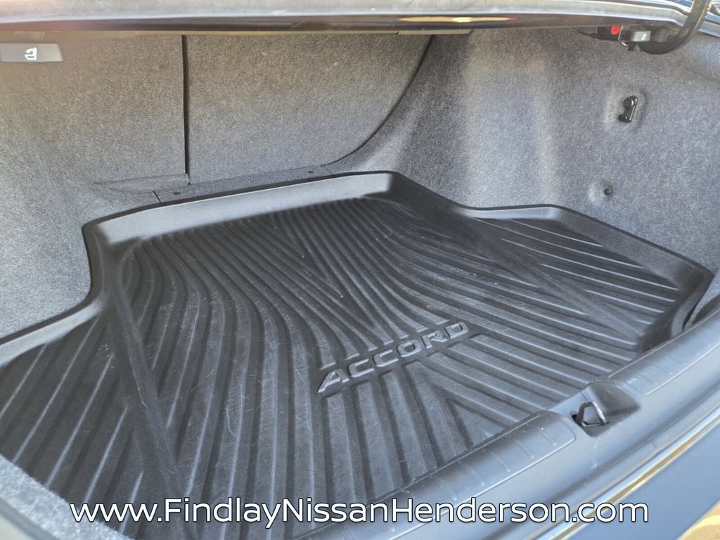 Used 2018 Honda Accord EX image 14