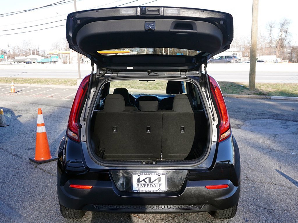 Used 2020 Kia Soul LX image 14